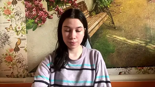 BellaLoveHugs webcam