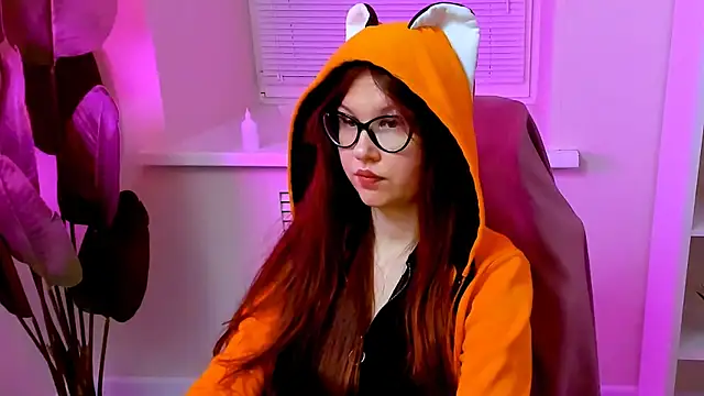 CarolGiggly webcam