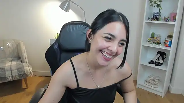 _BellaEvans_ webcam