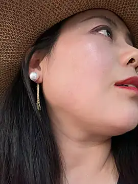 美女orangeoneday在线直播