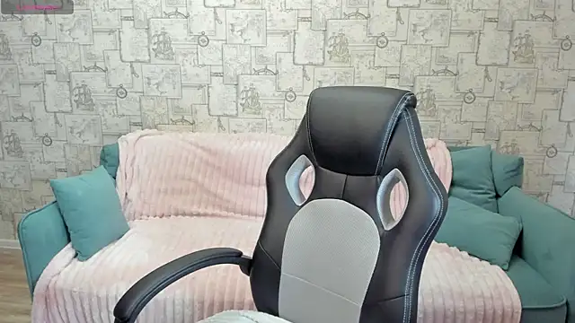 Madison_dolly webcam