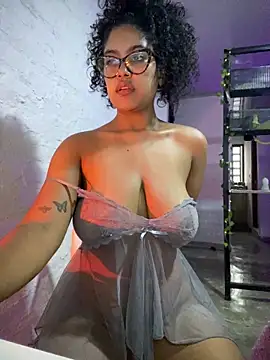 Kittybrown18 webcam