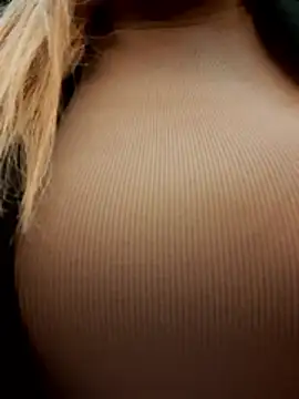 Dirtyfeelin webcam