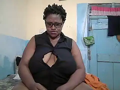 sexy_bigboobss webcam