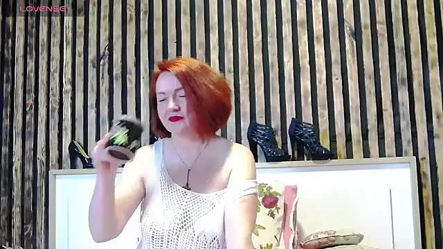Alis_Lovi webcam
