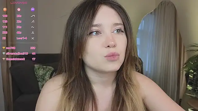Lina_Glow webcam