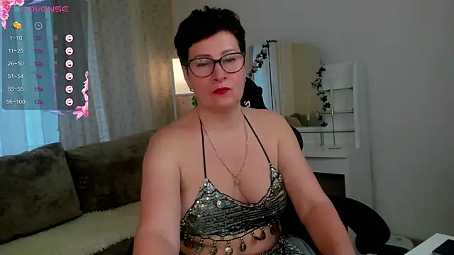 JennyMons webcam