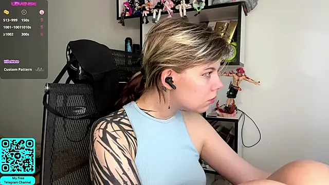 MadalynNosel webcam