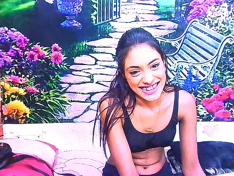 IndianPretty14u2Luv webcam
