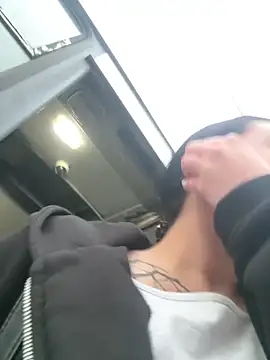 AlishaOfThorns webcam