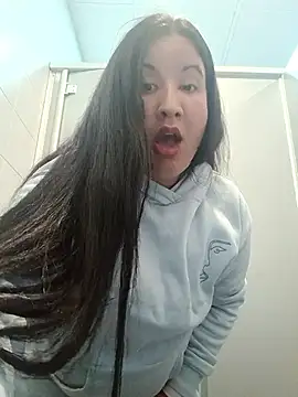 Xiomara_fiery webcam