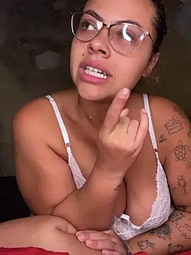 Chloe_Leaozinho webcam