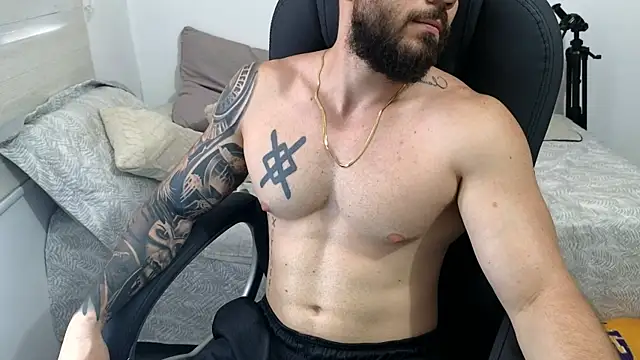 Isaac_Carter webcam