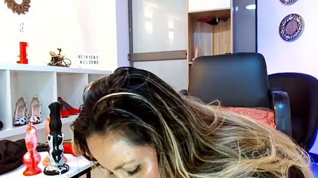 DianaPearls webcam