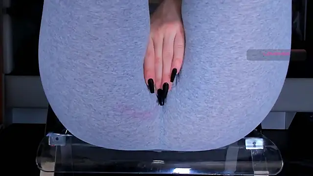 Cameltoe_squirt_inPants webcam