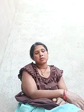 Webcam Model (Shreya_pandit) is live