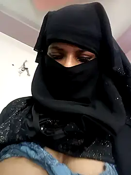 Aafreen_36 webcam