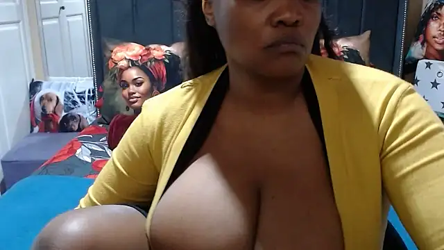 BUSTYDEE webcam