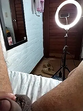 girl-multiorgasmic-Milf webcam