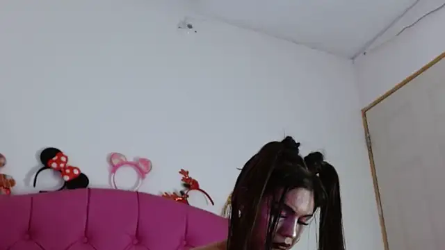 AlexaFontana webcam