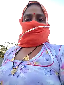 aunty_sumy