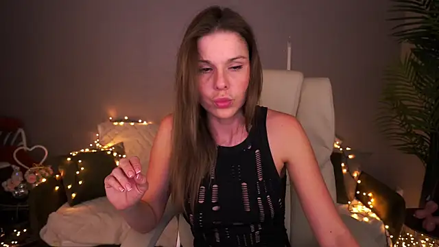 KissableKira webcam