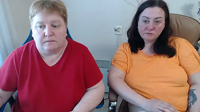Lindy-Jeanie webcam