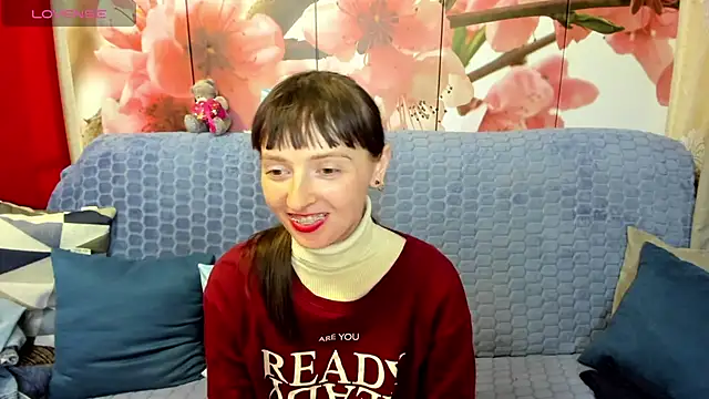 TayanaJons webcam