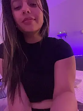 Lusty_Lunaa webcam