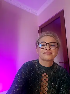 LunaBlaise webcam
