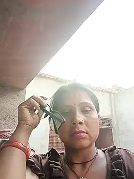 Webcam Model (Shreya_pandit)  is live.Free join now!