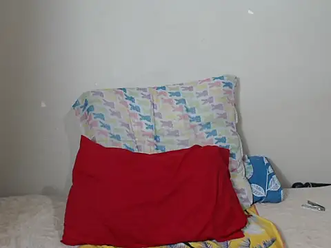 BadGirlMona webcam