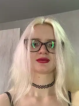 kwinzel - Kwinzel's free webcam - UK Sex Cams