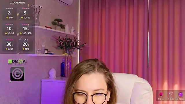 KellyKleine webcam