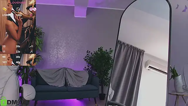 SelenaDaze webcam