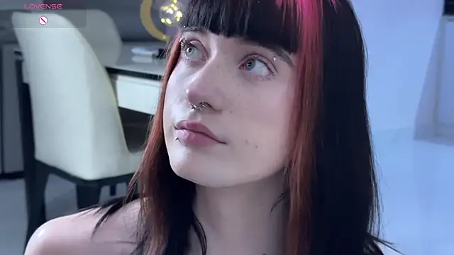 Vailyreb_ webcam