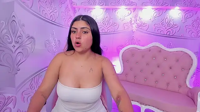 MishRaven webcam