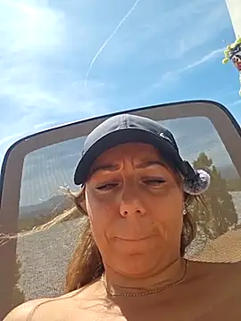 AngelaDesires webcam
