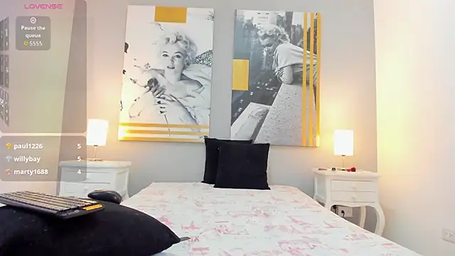 TracyDavis_ webcam
