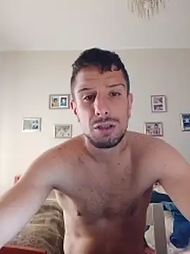 mcsimotoro (Ask my age) - #bisexuals #cam2cam #cheapest-privates #daddies #ejaculation #flashing #hd #italian #kissing #medium #mobile #small-audience #white