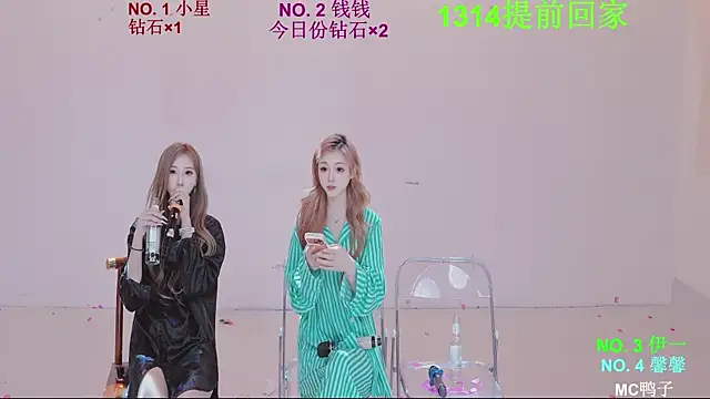 美女ZZ00033S在线直播