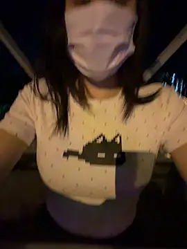 美女zhizhibaobei在线直播
