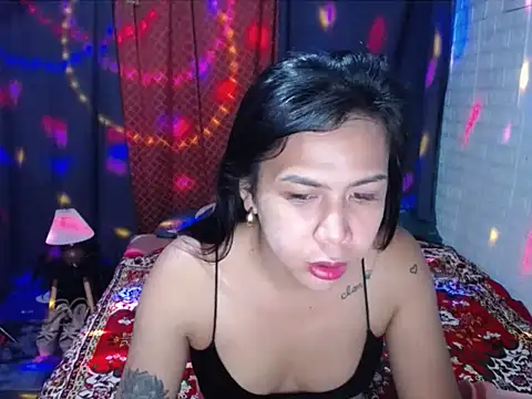 BriannaCruz24 webcam