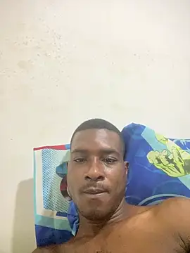 guy_jhotter webcam