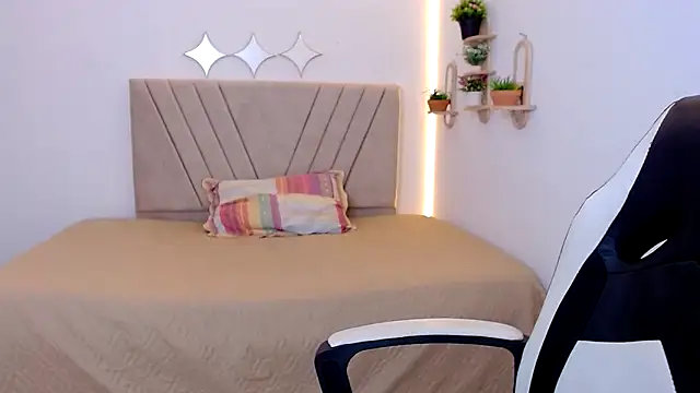 zara_cute webcam