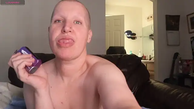 BellaBlueBBW webcam