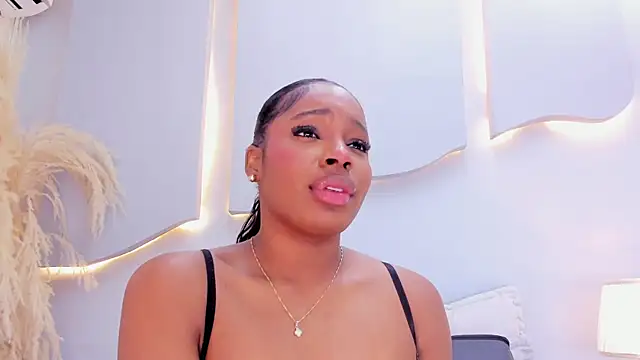 EmilyDiaaz webcam