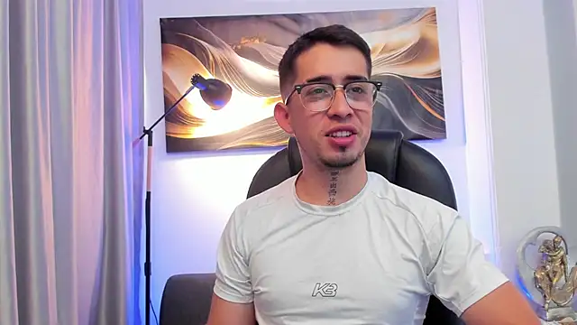 Tommas_Jhonson webcam