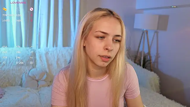 shinybarbie (F teen) - massage tits under top