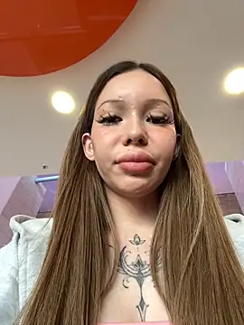 StreetCelebrity webcam